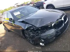 WBA13BJ04MCF19661 2021 BMW 5ER