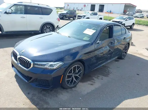 WBA13BJ04MCG25558 2021 BMW 5ER - Image 2