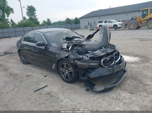WBA13BJ04MCG33188 2021 BMW 5ER - Image 1