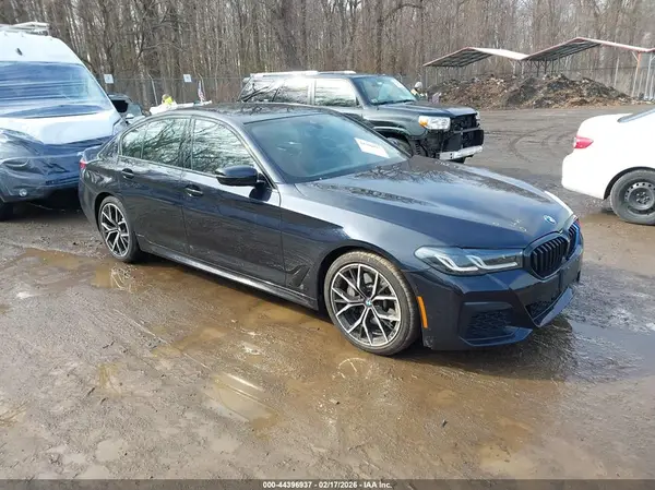WBA13BJ04NWX38911 2022 BMW 5ER - Image 1