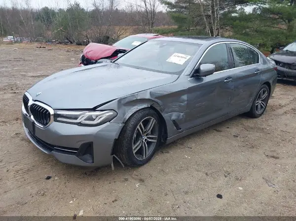 WBA13BJ05MWX32274 2021 BMW 5ER - Image 2