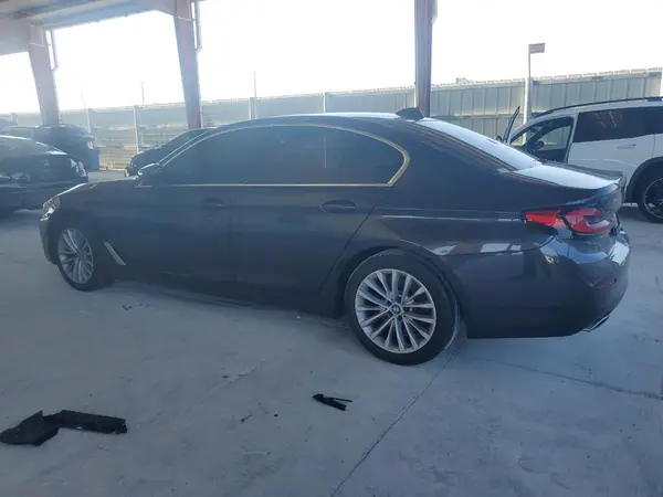 WBA13BJ05NWX54485 2022 BMW 5ER - Image 2