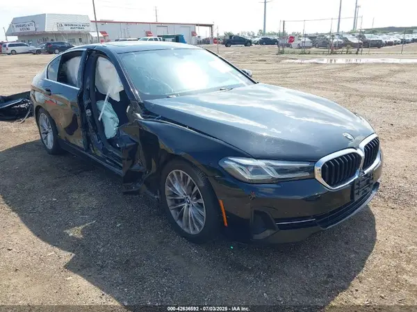 WBA13BJ06MCF92126 2021 BMW 5ER - Image 1
