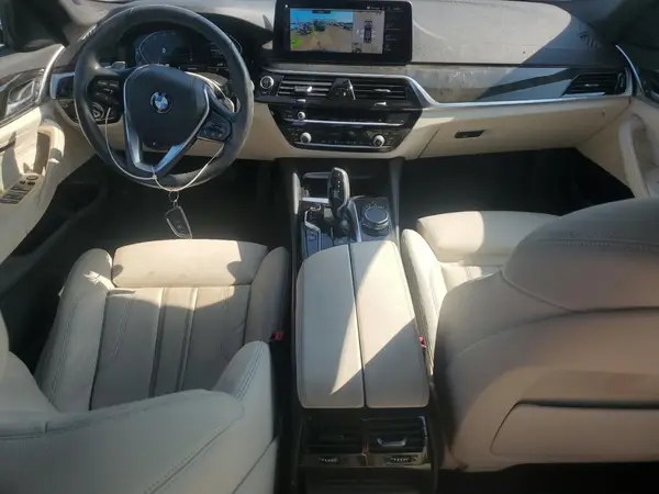 2021 BMW 5 Series auction photo 8