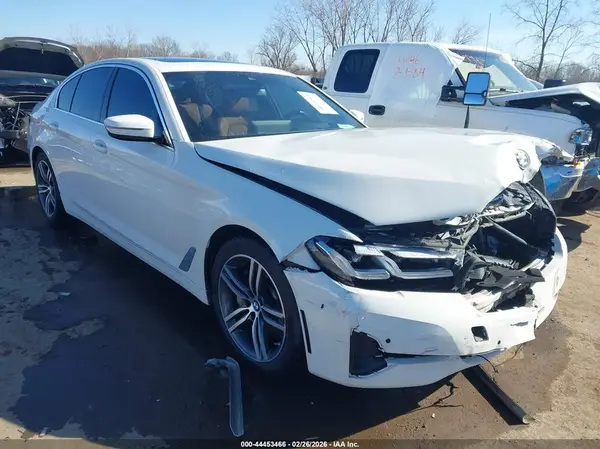 WBA13BJ08MCF05682 2021 BMW 5ER