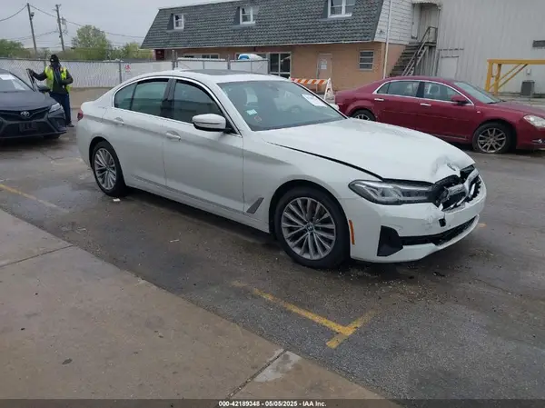 WBA13BJ08MCF06654 2021 BMW 5ER - Image 1