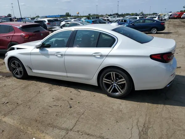 WBA13BJ08NWX77761 2022 BMW 5ER - Image 2