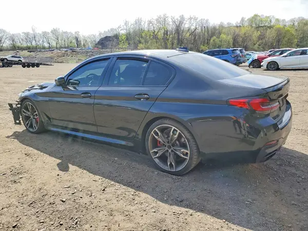 WBA13BK00MCF05464 2021 BMW M5 - Image 2