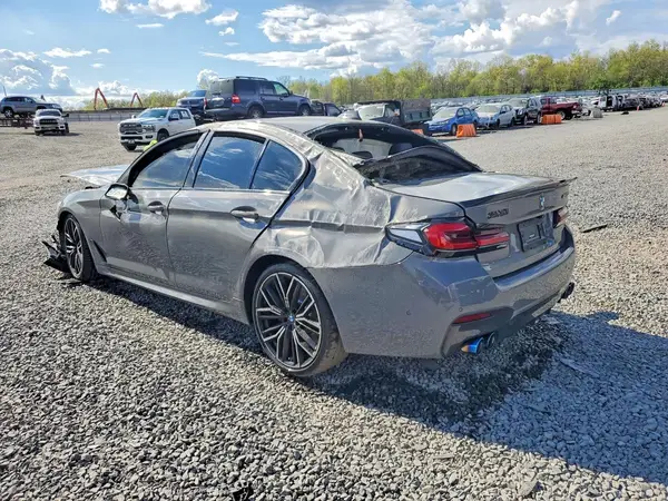 WBA13BK02NCJ42471 2022 BMW M5 - Image 2