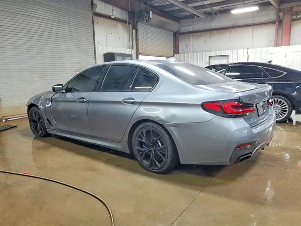 WBA13BK05MCF89684 2021 BMW M5 - Image 2
