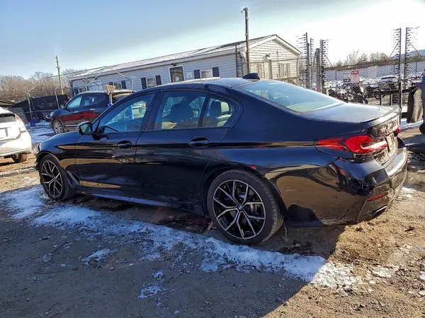 WBA13BK09MCF31867 2021 BMW 5ER - Image 2