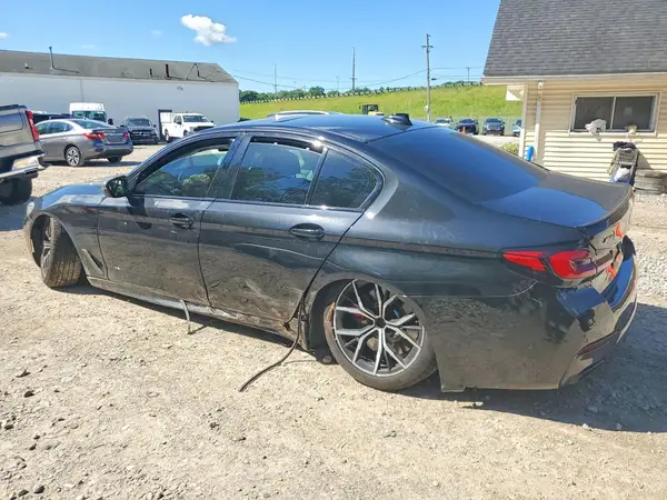 WBA13BK0XMCG08732 2021 BMW M5 - Image 2