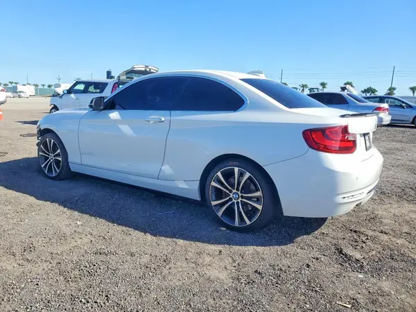WBA1F9C52GV544430 2016 BMW 2ER - Image 2