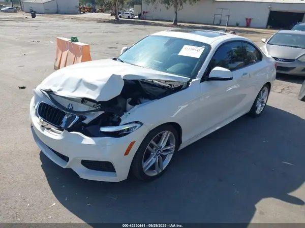 WBA1F9C57GV544505 2016 BMW 2ER - Image 2
