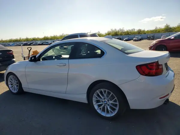 WBA1F9C5XGV742687 2016 BMW 2ER - Image 2