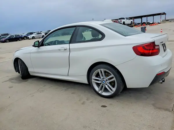 WBA1G9C57GV599825 2016 BMW 2ER - Image 2