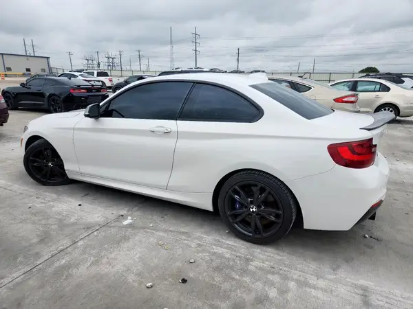 WBA1J7C50GV360168 2016 BMW M2 - Image 2