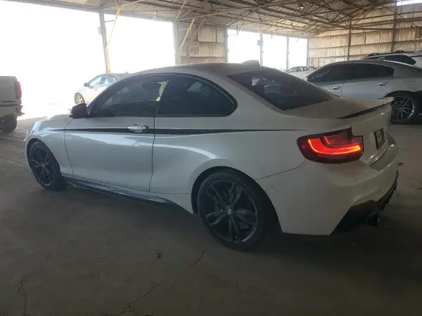 WBA1J7C55GV360571 2016 BMW M2 - Image 2