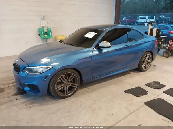 WBA1J7C58GV359298 2016 BMW M2 - Image 2
