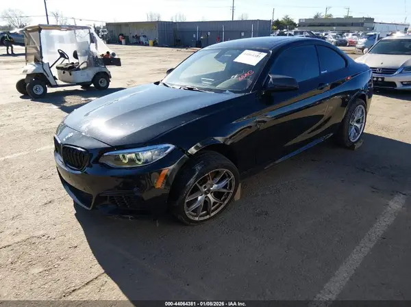 WBA1J7C5XGV359710 2016 BMW M2 - Image 2