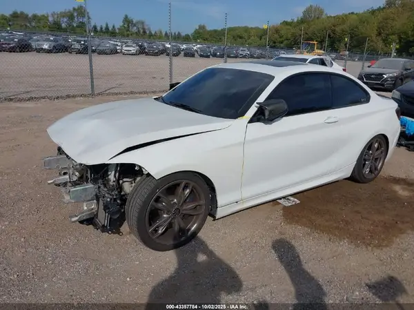 WBA1J9C57GV696573 2016 BMW M2 - Image 2