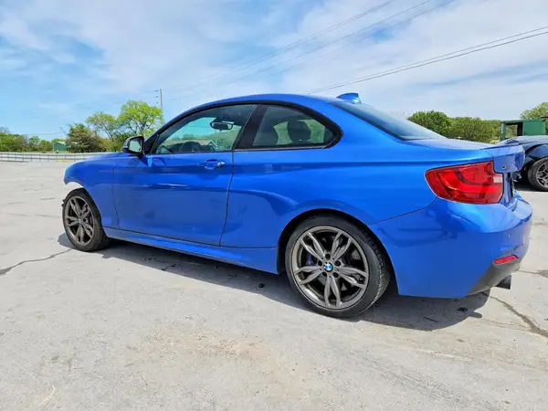 WBA1J9C5XGV696339 2016 BMW M2 - Image 2