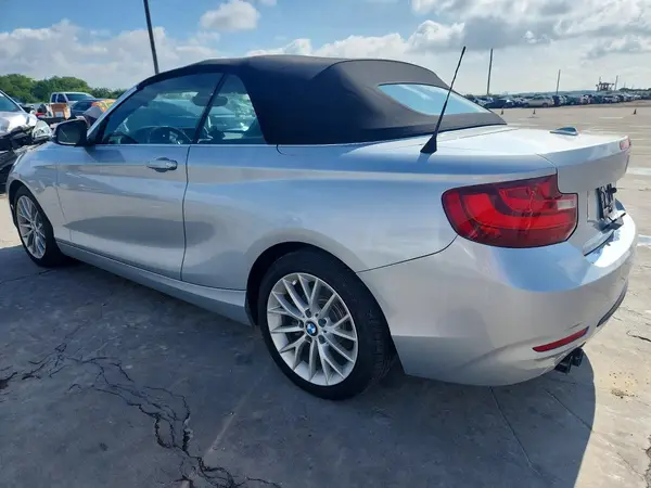 WBA1K9C52GV321946 2016 BMW 2ER - Image 2