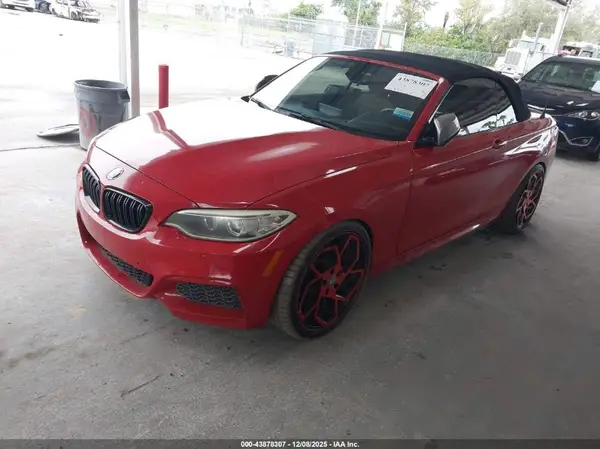 WBA1M1C55GV394742 2016 BMW M2 - Image 2