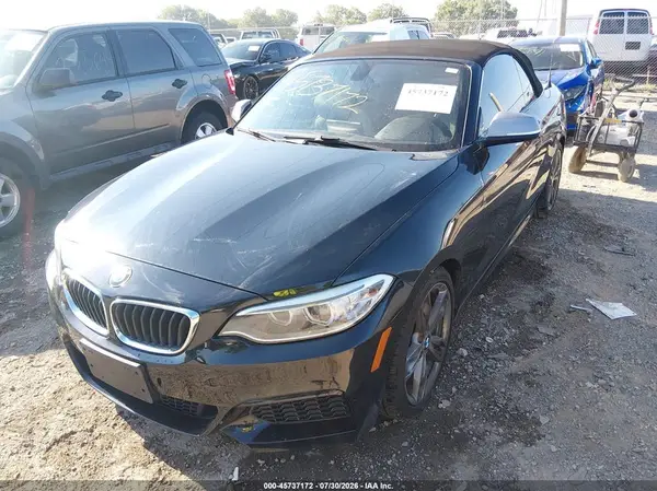WBA1M1C58GV394539 2016 BMW M2 - Image 2