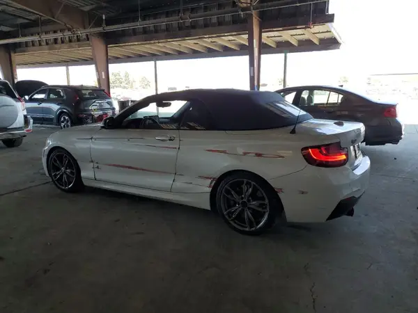 WBA1M1C5XGV393926 2016 BMW M2 - Image 2