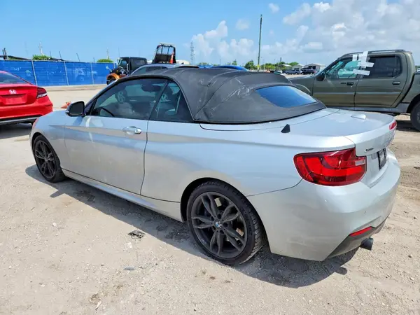 WBA1M5C51GV326512 2016 BMW M2 - Image 2
