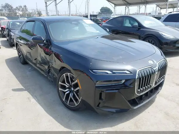 WBA23EH02PCM14257 2023 BMW 7ER - Image 1