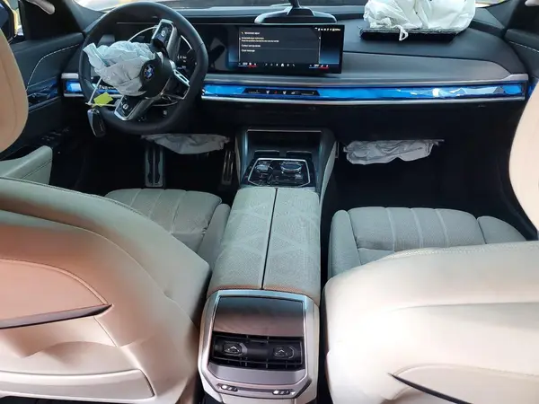 WBA23EH03RCS10960 2024 BMW 7ER - Image 8