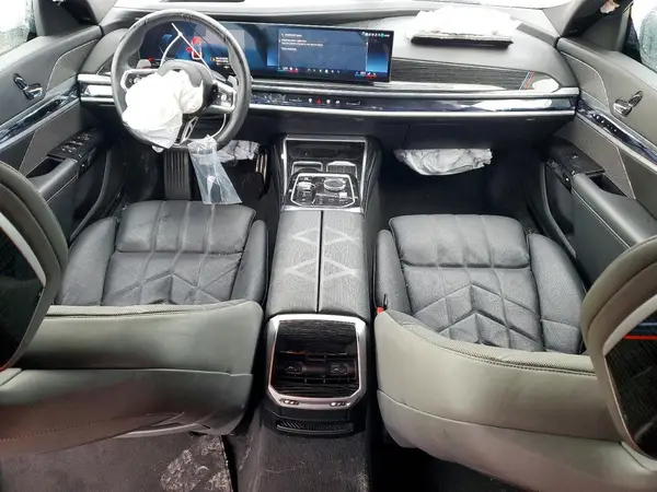 WBA23EH04SCU60424 2025 BMW 7ER - Image 8
