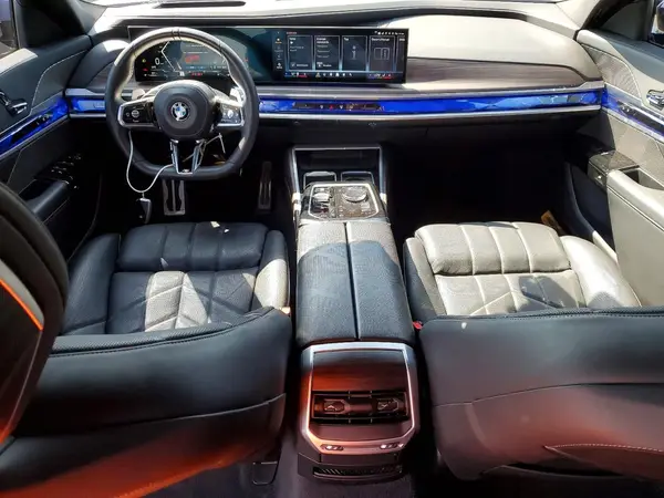 WBA23EH05PCN46574 2023 BMW 7ER - Image 8