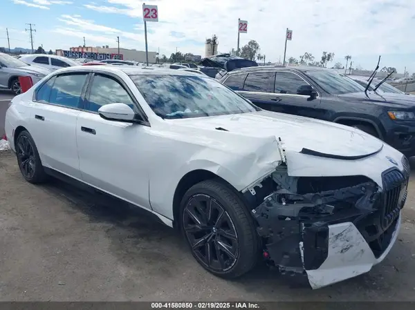 WBA23EH06RCR14456 2024 BMW 7ER - Image 1