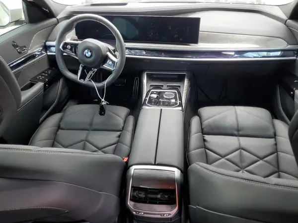 WBA23EH07SCT29133 2025 BMW 7ER - Image 8