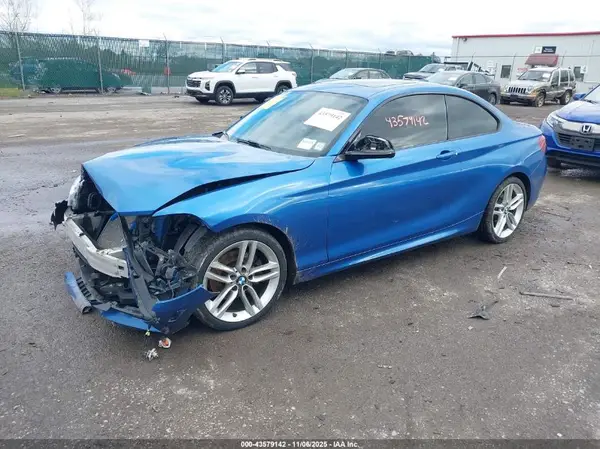 WBA2F9C33HV665021 2017 BMW 2ER - Image 2