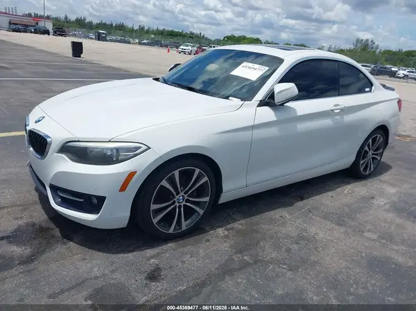 WBA2F9C38HV664723 2017 BMW 2ER - Image 2