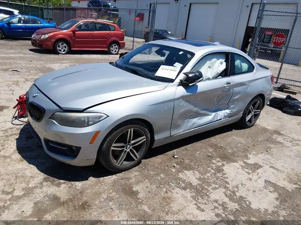 WBA2F9C38HV664818 2017 BMW 2ER - Image 2