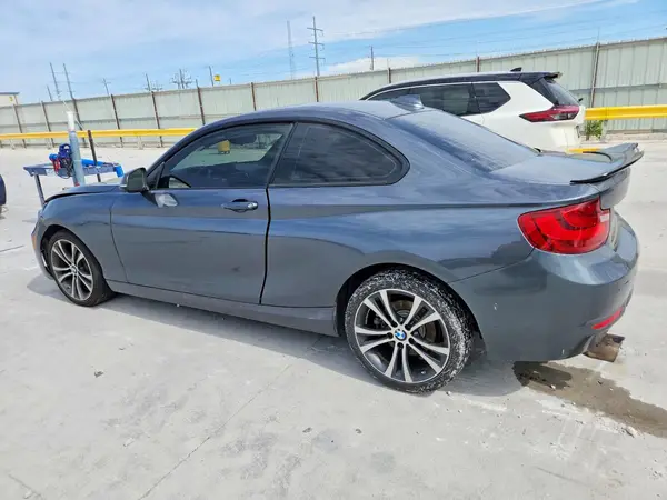 WBA2F9C39HV665038 2017 BMW 2ER - Image 2