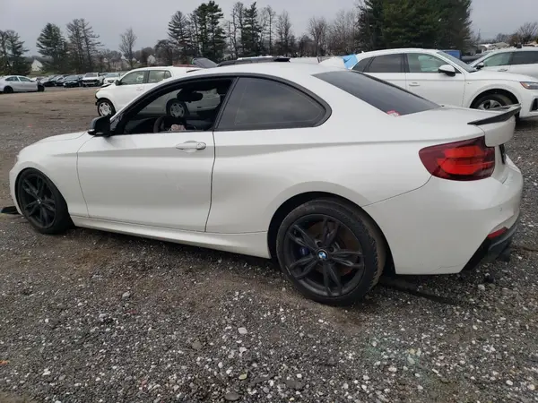 WBA2G1C31HV639211 2017 BMW M2 - Image 2