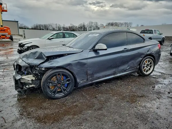 WBA2G1C39HV639053 2017 BMW M2 - Image 1