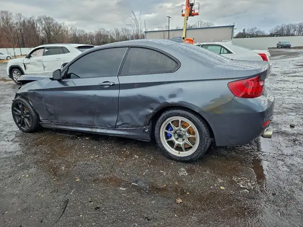 WBA2G1C39HV639053 2017 BMW M2 - Image 2