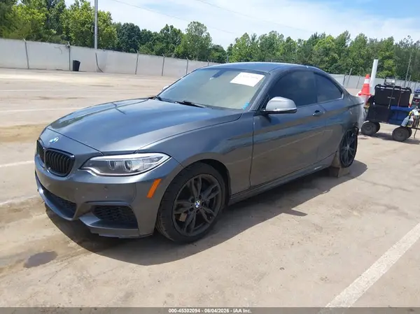 WBA2G1C55HV638774 2017 BMW 2ER - Image 2