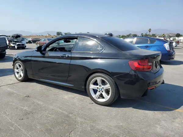 WBA2G1C57HV665121 2017 BMW 2ER - Image 2