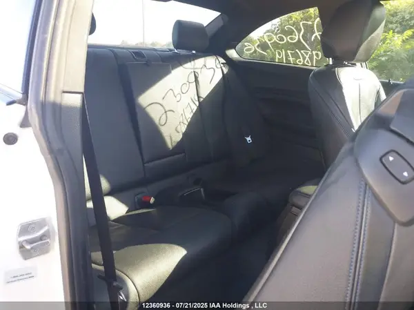 WBA2G3C32HV986719 2017 BMW 2ER - Image 8
