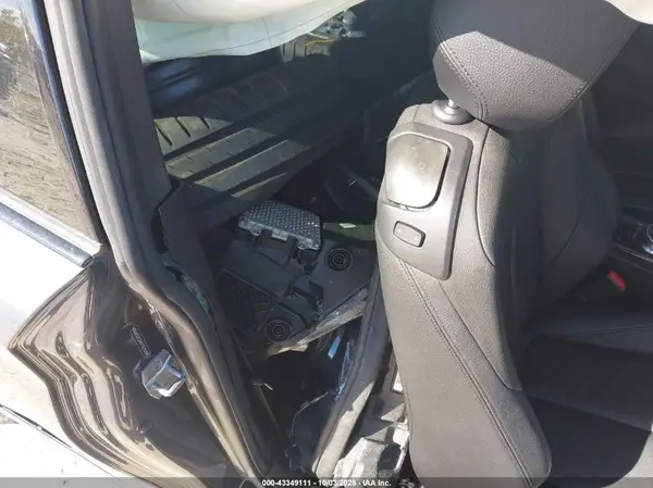 WBA2G3C34H7A25384 2017 BMW 2ER - Image 8