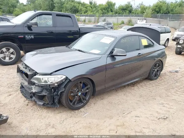 WBA2G3C54HV640852 2017 BMW 2ER - Image 2