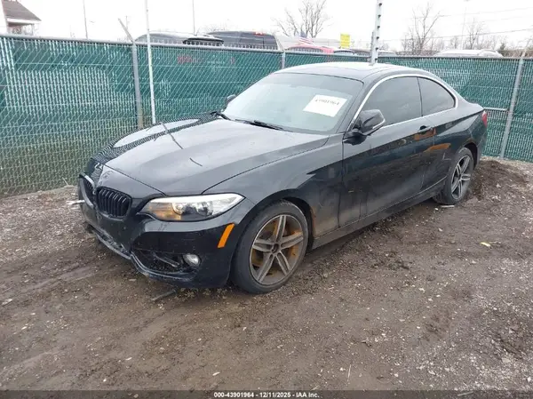 WBA2H9C32HV986901 2017 BMW 2ER - Image 2